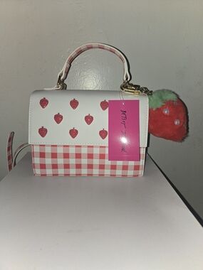 NWT 🏷 Betsy Johnson Strawberry 🍓 Themed Handbag 👜